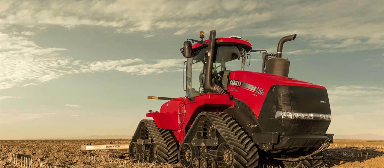 Nya Quadtrac CVX tillhandahåller funktionella och effektiva fördelar med en steglös transmission till marknaden för midjestyrda traktorer med band.